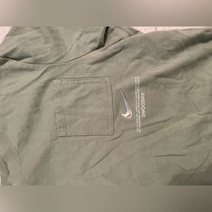 New without tags Nike cropped T-shirt